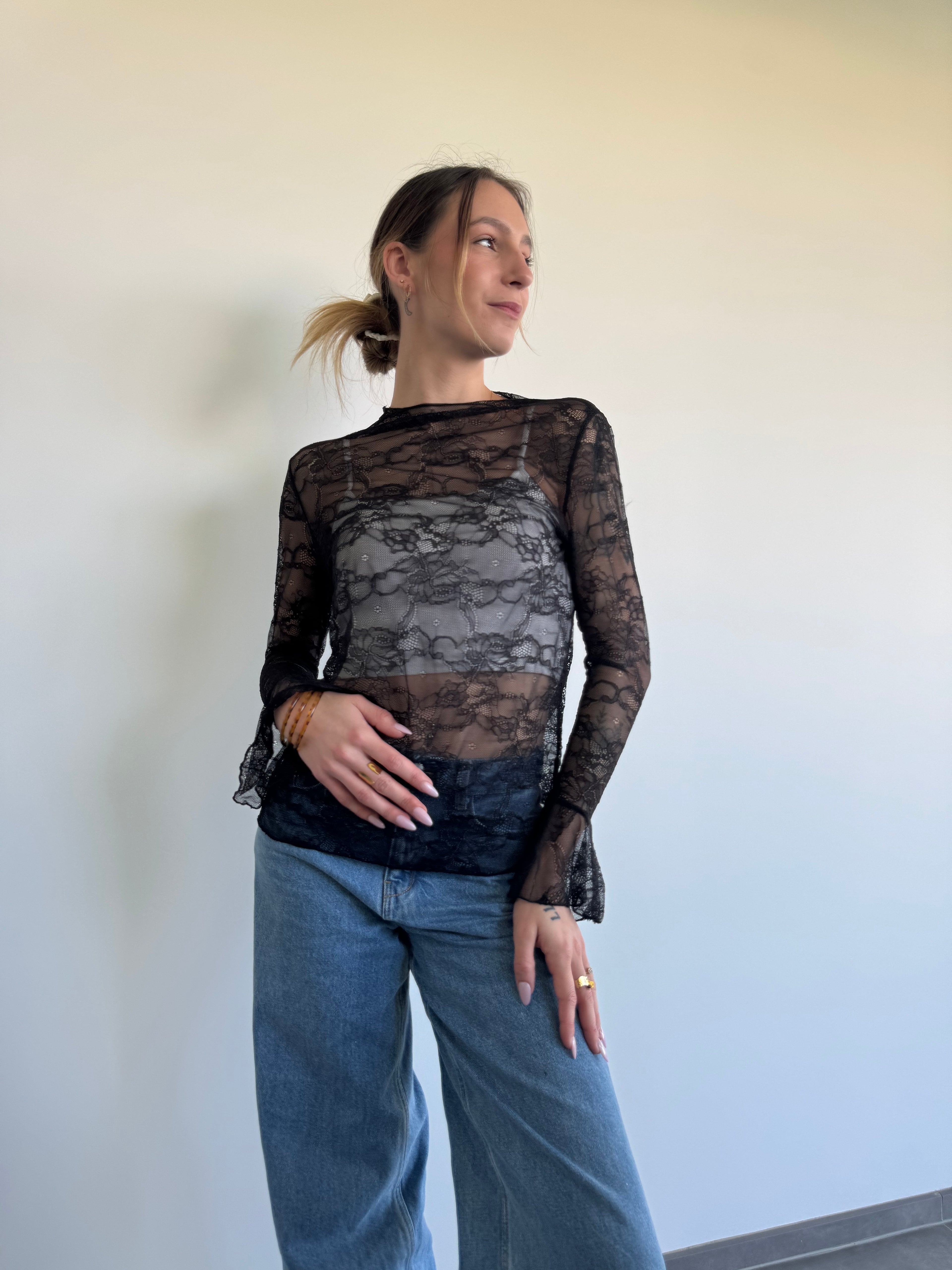Top dentelle noir